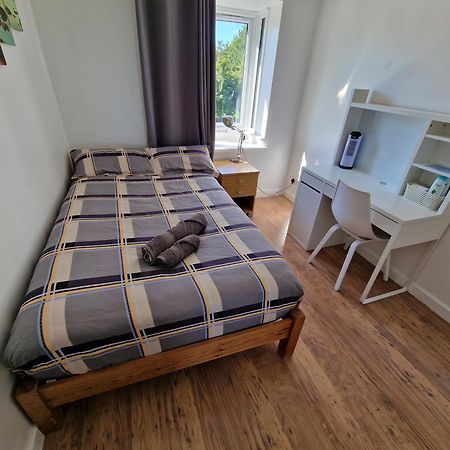 Cozy Double Bedroom In Zone 1-2 Central لندن المظهر الخارجي الصورة