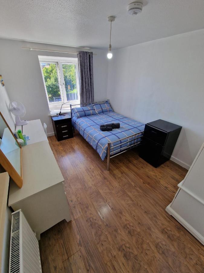 Cozy Double Bedroom In Zone 1-2 Central لندن المظهر الخارجي الصورة