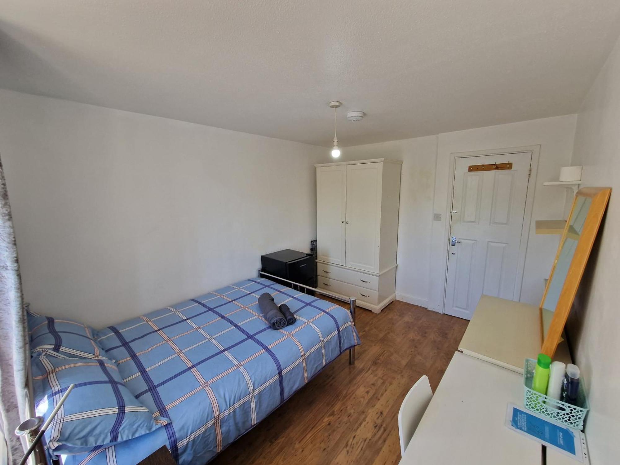 Cozy Double Bedroom In Zone 1-2 Central لندن المظهر الخارجي الصورة